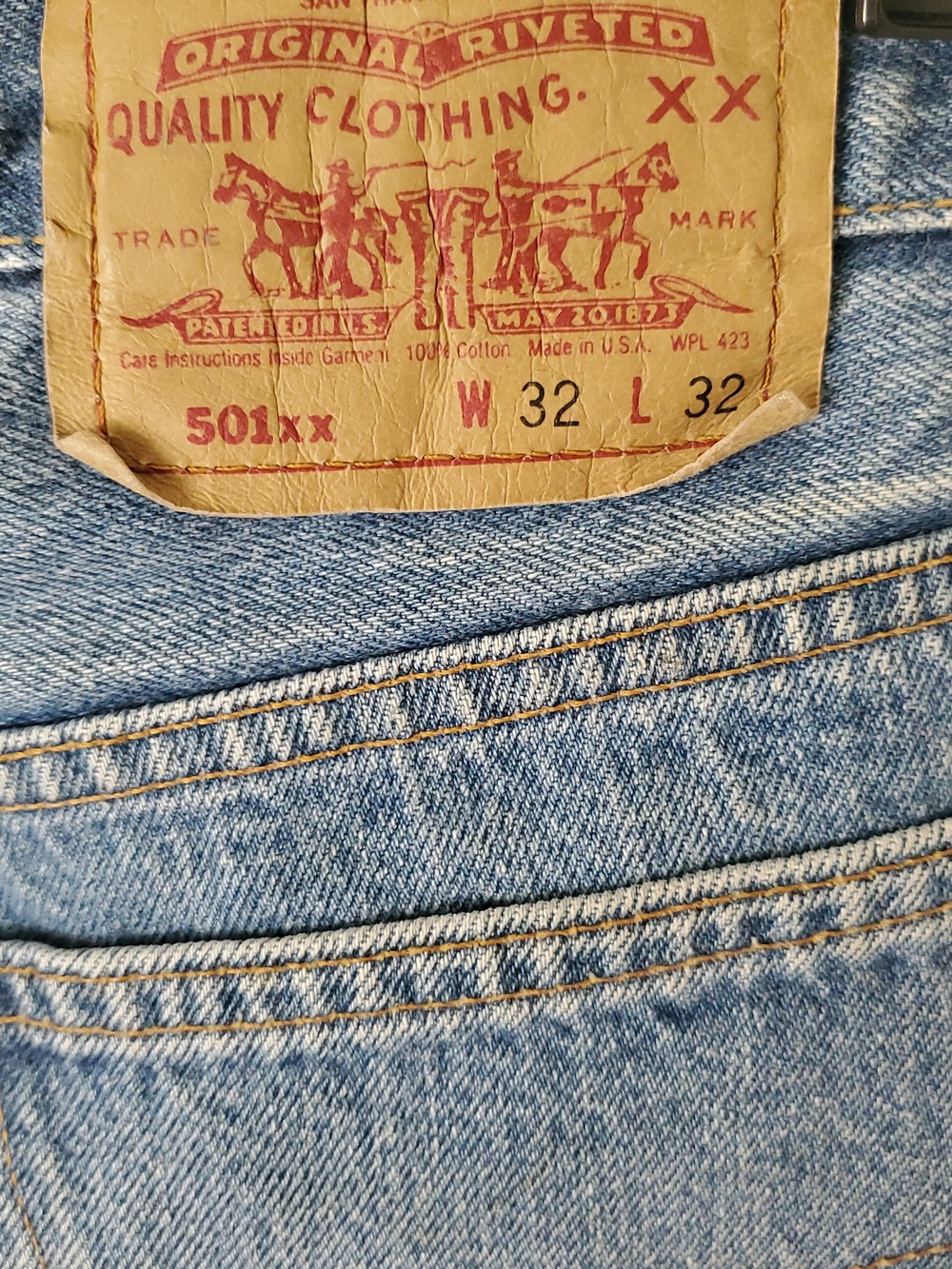 Levis + Leatherock Festival Shorts - Picture 3 of 4